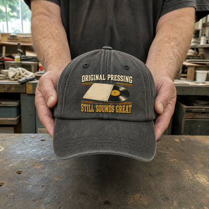 Handheld vintage washed cap with printed 43 original pressing ideogram 4x TRIM pad80 design